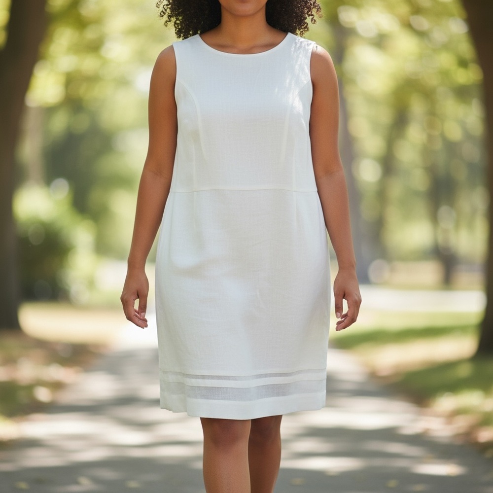 Off White Sleeveless Dress from Avenue with Sheer Hem Detailing at Hem Size 16